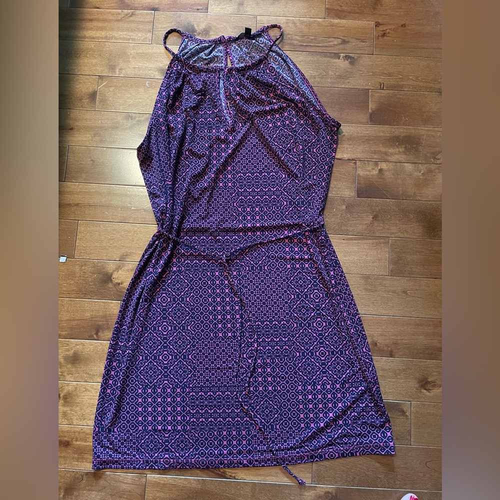 Banana Republic keyhole dress